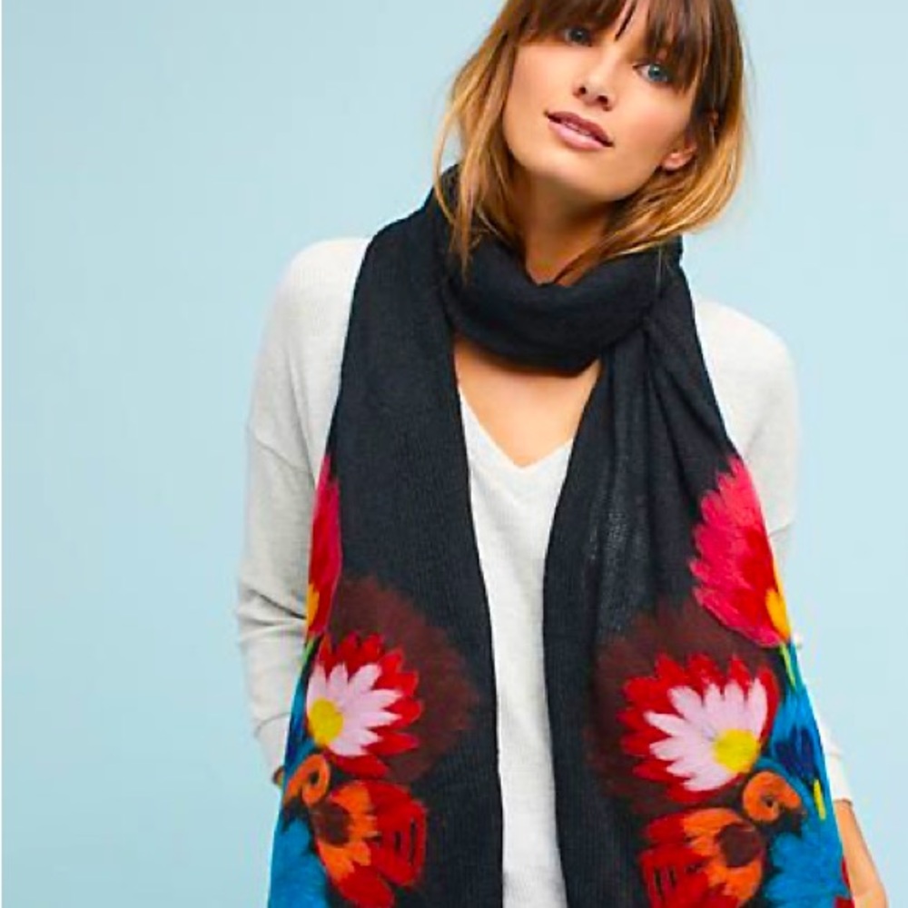 Anthropologie Felted Bouquet Scarf by Troubadour NWT One Size